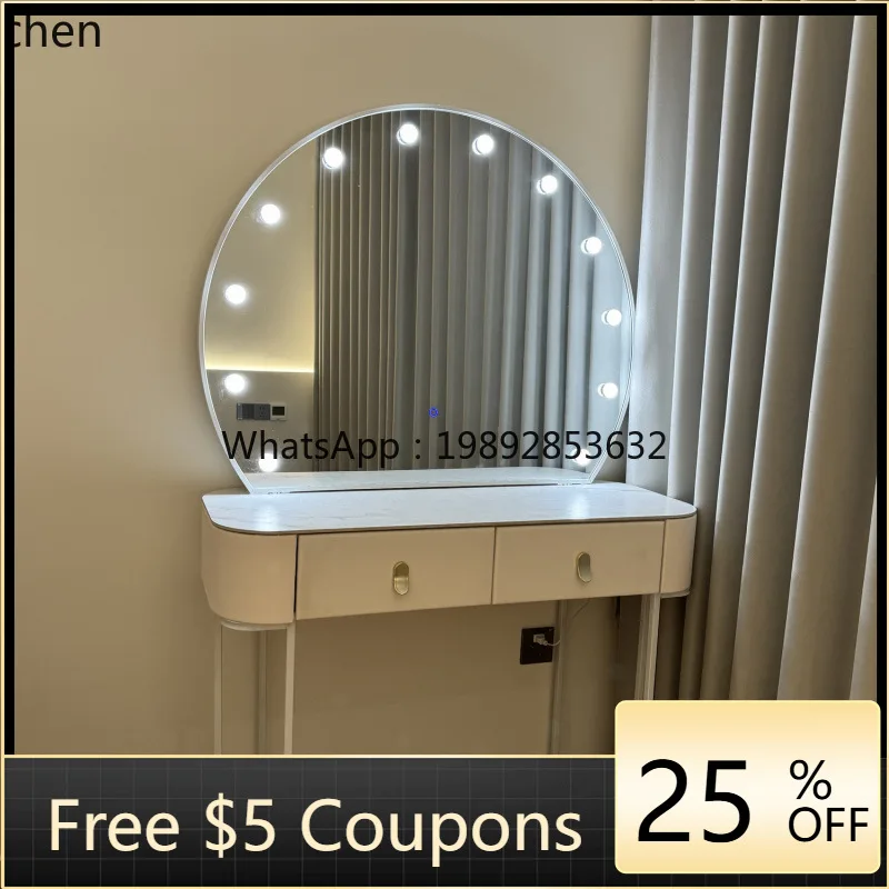 r5.13  Cermin Rias Studio Foto - Beauty & Makeup Katia Di Paola Palermo ulasan dan harga