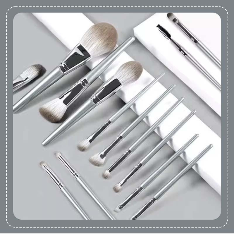 Set Kuas Makeup 14 Buah Abu-ab - Merit Beauty Makeup ulasan dan harga