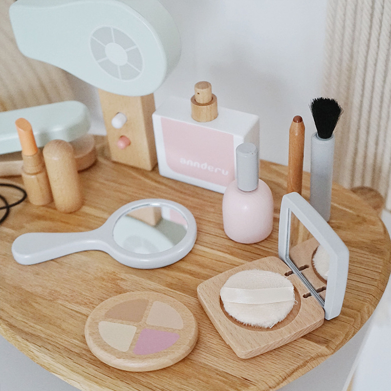 Set Mainan Rias Simulasi Kayu  - Beauty Makeup Gift Sets ulasan dan harga