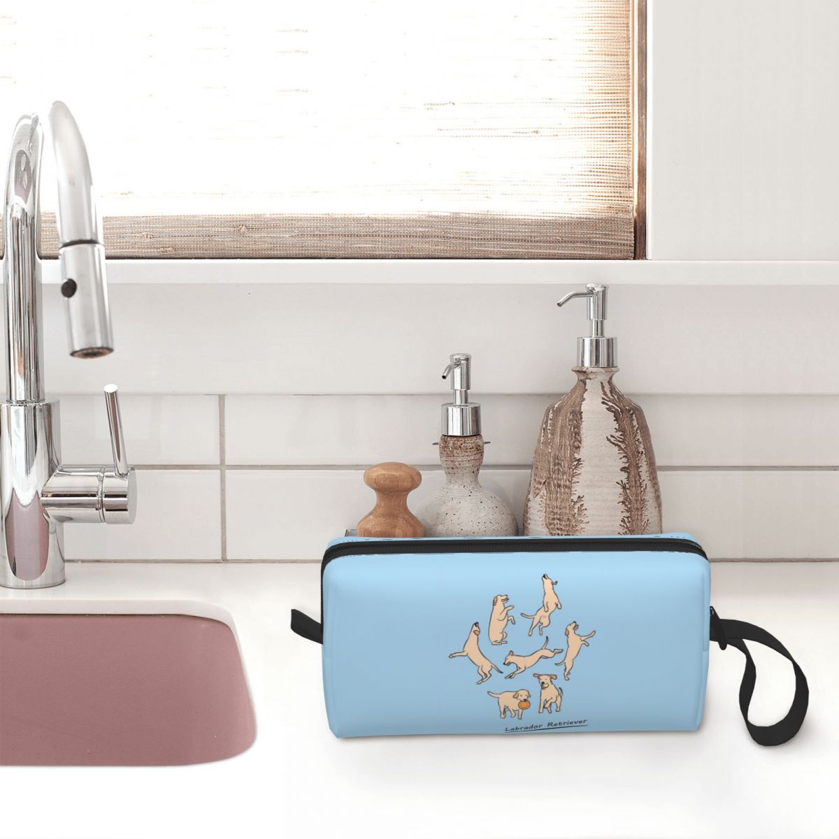 Tas Kosmetik Labrador Retrieve - Beauty Lab Makeup ulasan dan harga